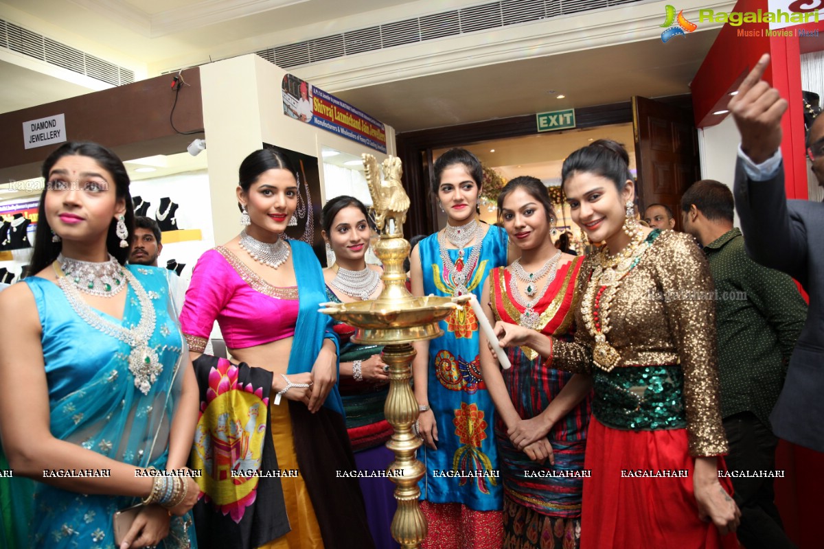 Angana Roy launches Jewellery Fashion Show of The Jewellery Expo at Taj Krishna, Hyderabad