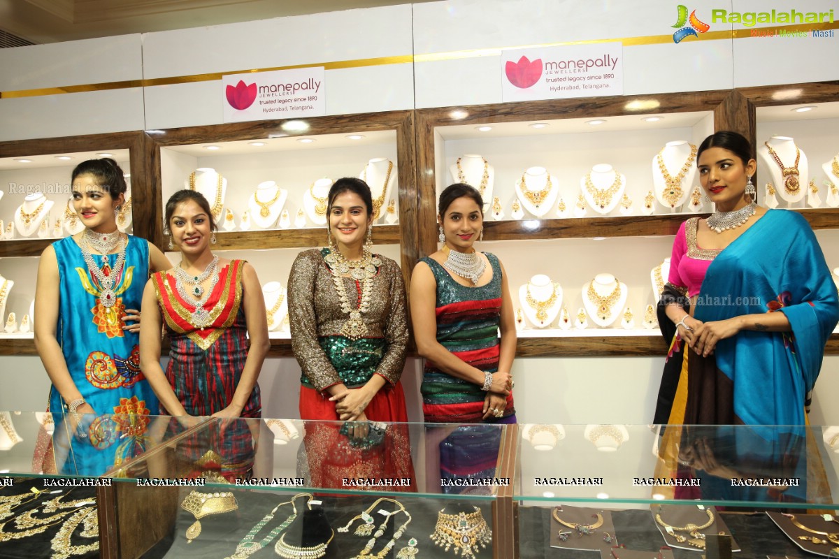 Angana Roy launches Jewellery Fashion Show of The Jewellery Expo at Taj Krishna, Hyderabad