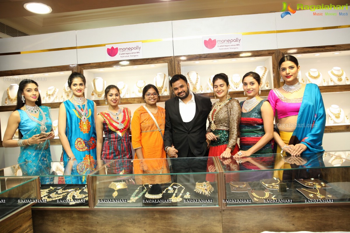 Angana Roy launches Jewellery Fashion Show of The Jewellery Expo at Taj Krishna, Hyderabad