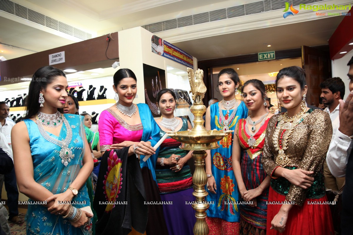 Angana Roy launches Jewellery Fashion Show of The Jewellery Expo at Taj Krishna, Hyderabad