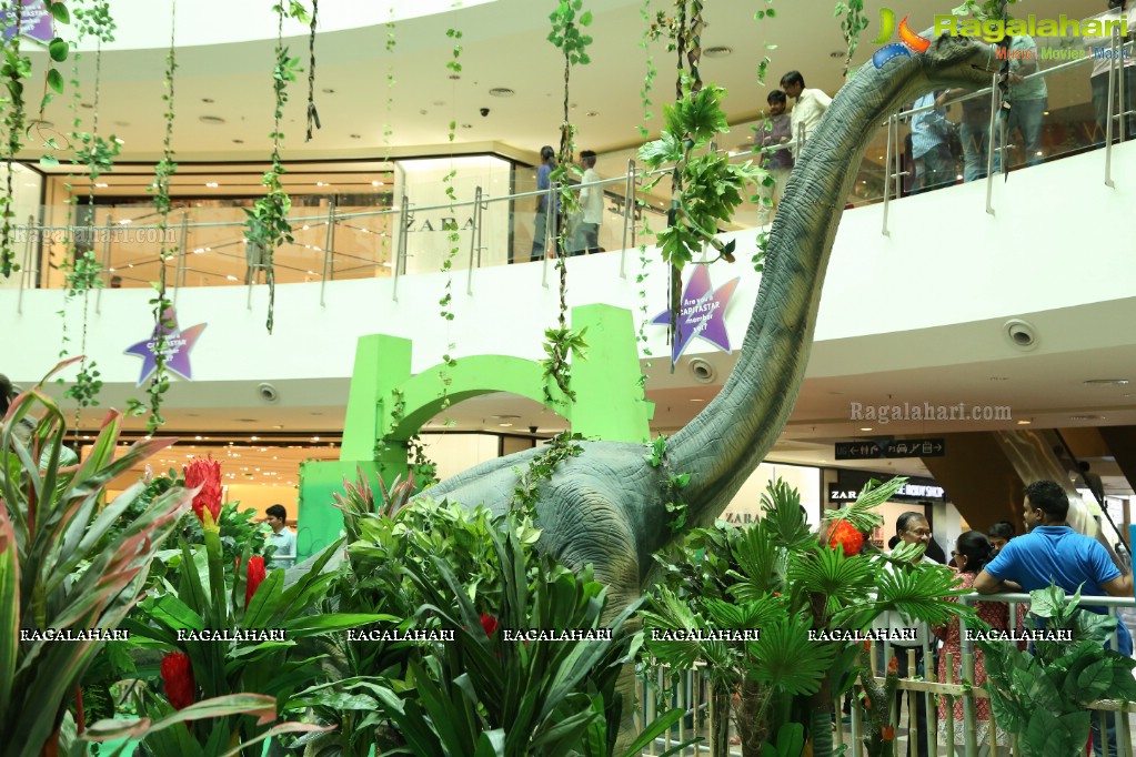 Agastya Jaiswal launches Dinosaur Park at Forum Sujana Mall