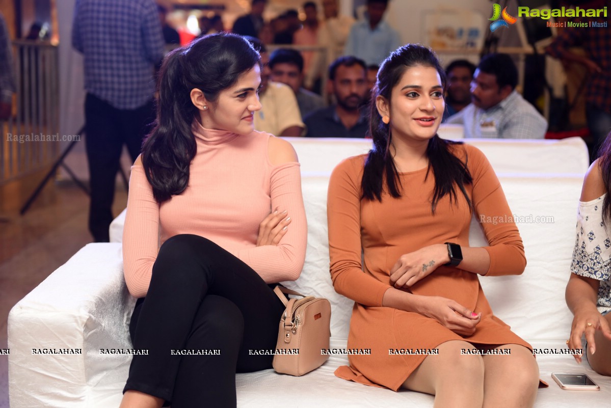 Shamili, Simran and Jenny Honey launches EMI Privilege Card by Bajaj Finserv and Bajaj Electronics at Forum Sujana Mall, KPHB, Kukatpally, Hyderabad