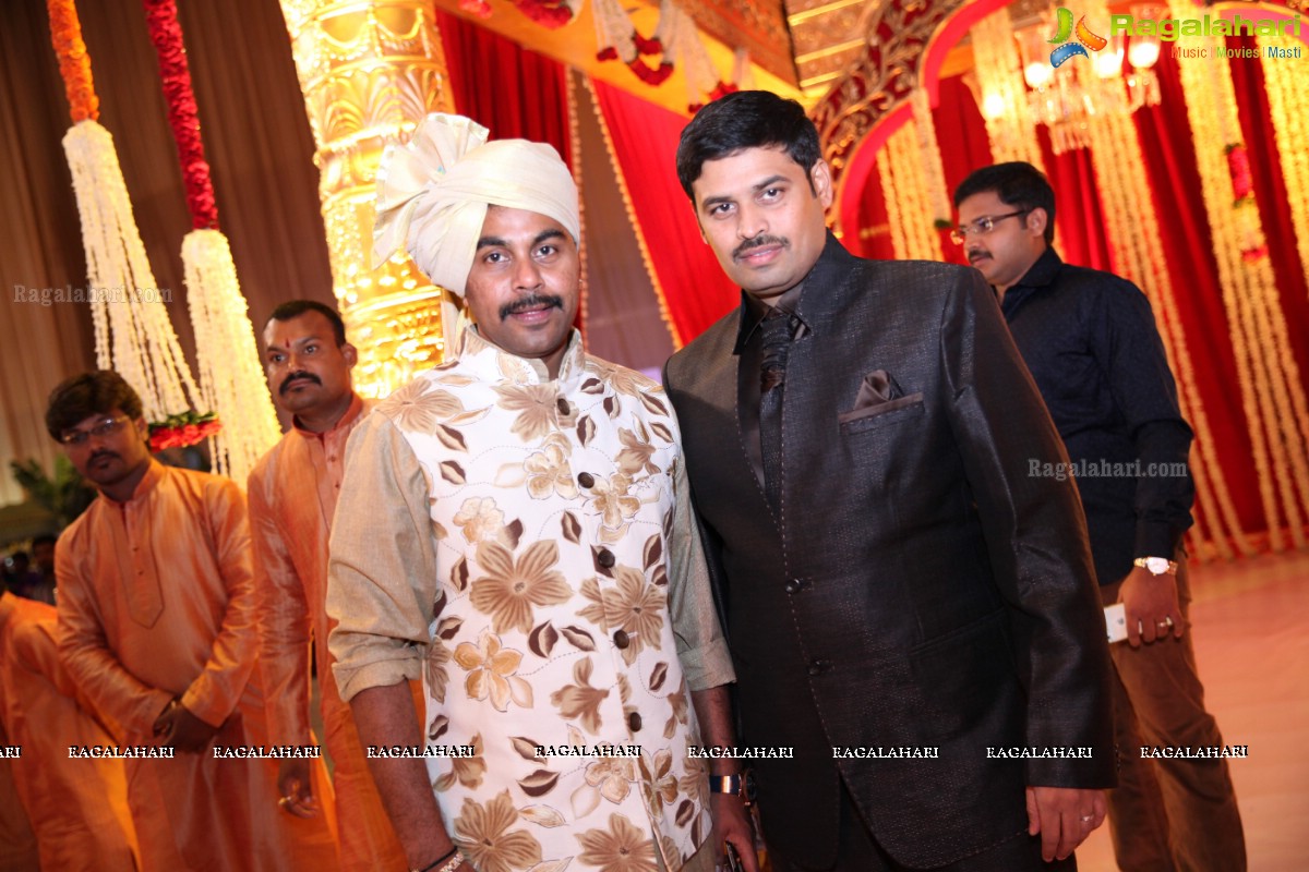 Kalamandir CMD Prasad Chalavadi Elder Daughter Hanisha Grand Wedding at HICC, Novotel