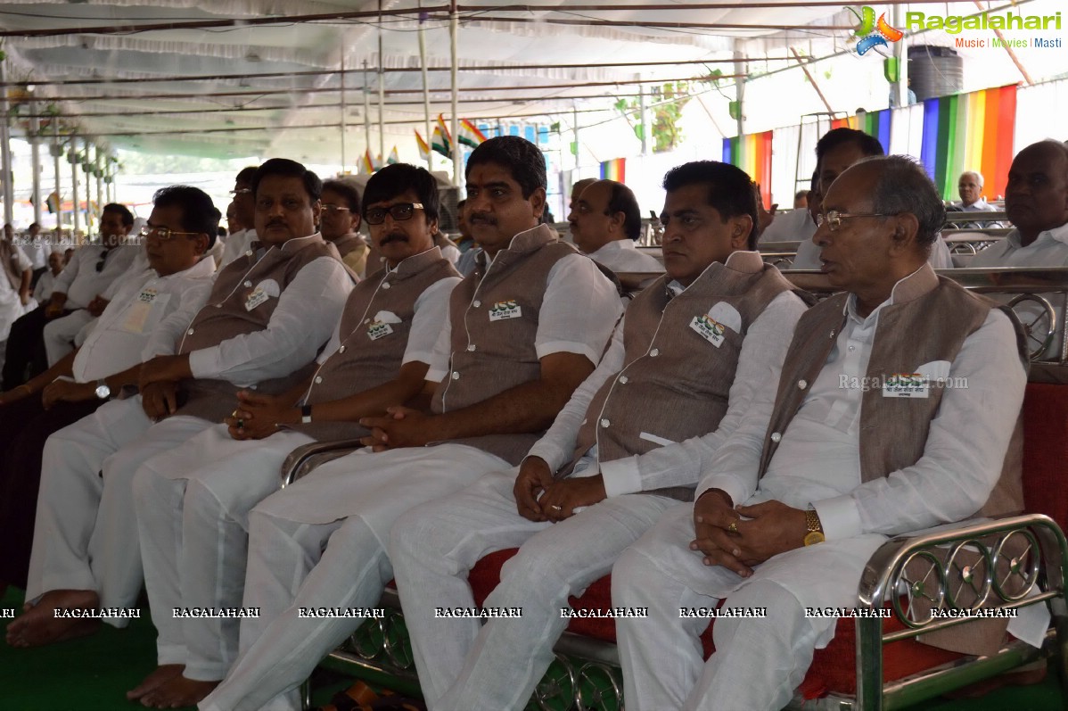 10,000 Jains Rally on 2616th Birth Anniversary of Lord Mahaveera, Founder of Jainism