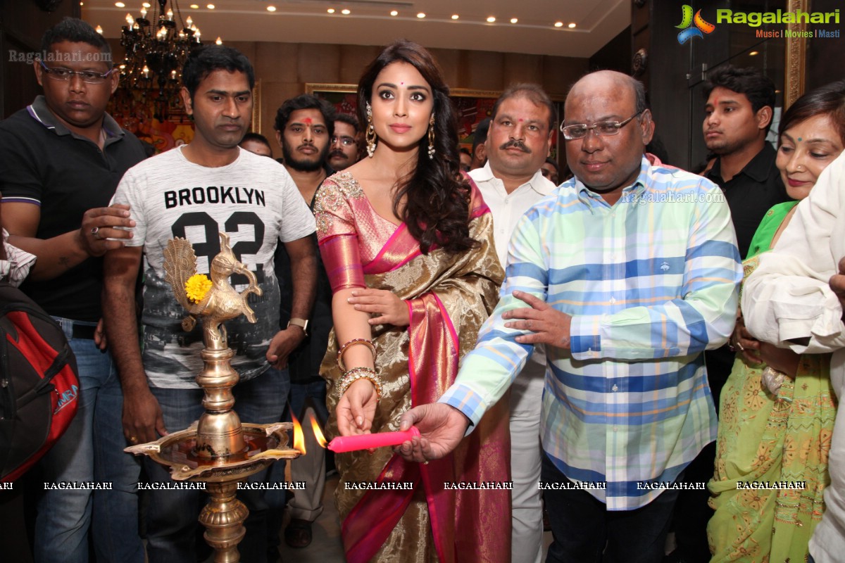 Shriya inaugurats Kancheepuram VRK Silks at Himayat Nagar