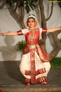 Kuchipudi Dance