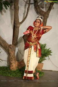 Kuchipudi Dance