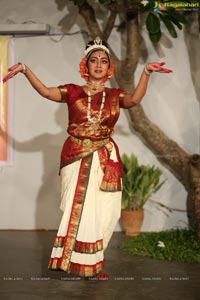 Kuchipudi Dance