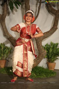 Kuchipudi Dance