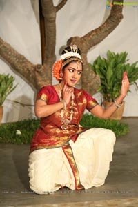 Kuchipudi Dance