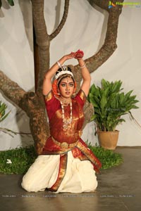 Kuchipudi Dance