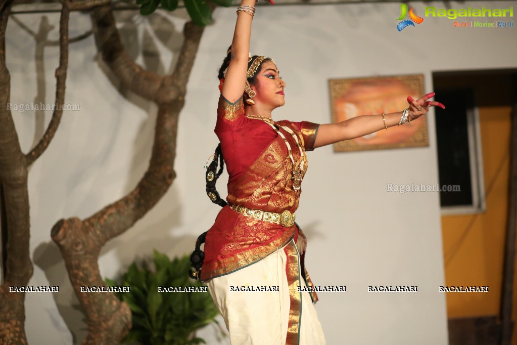 Kuchipudi Dance Performance by Medha and Sharvari at Saptaparni, Banjara Hills, Hyderabad