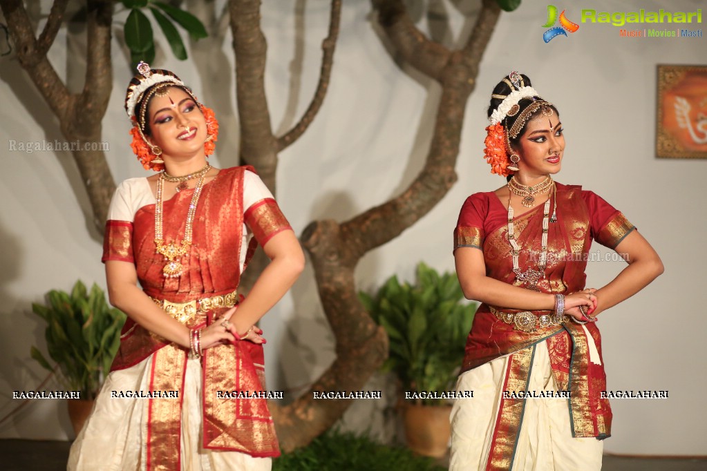 Kuchipudi Dance Performance by Medha and Sharvari at Saptaparni, Banjara Hills, Hyderabad