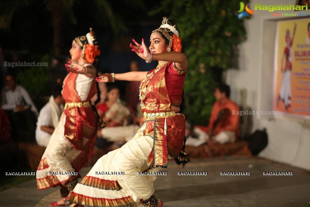 Kuchipudi Dance Performance by Medha and Sharvari at Saptaparni, Banjara Hills, Hyderabad