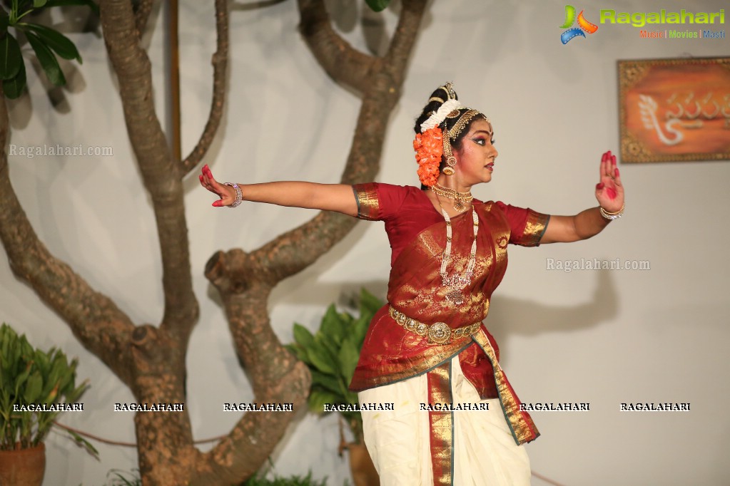 Kuchipudi Dance Performance by Medha and Sharvari at Saptaparni, Banjara Hills, Hyderabad