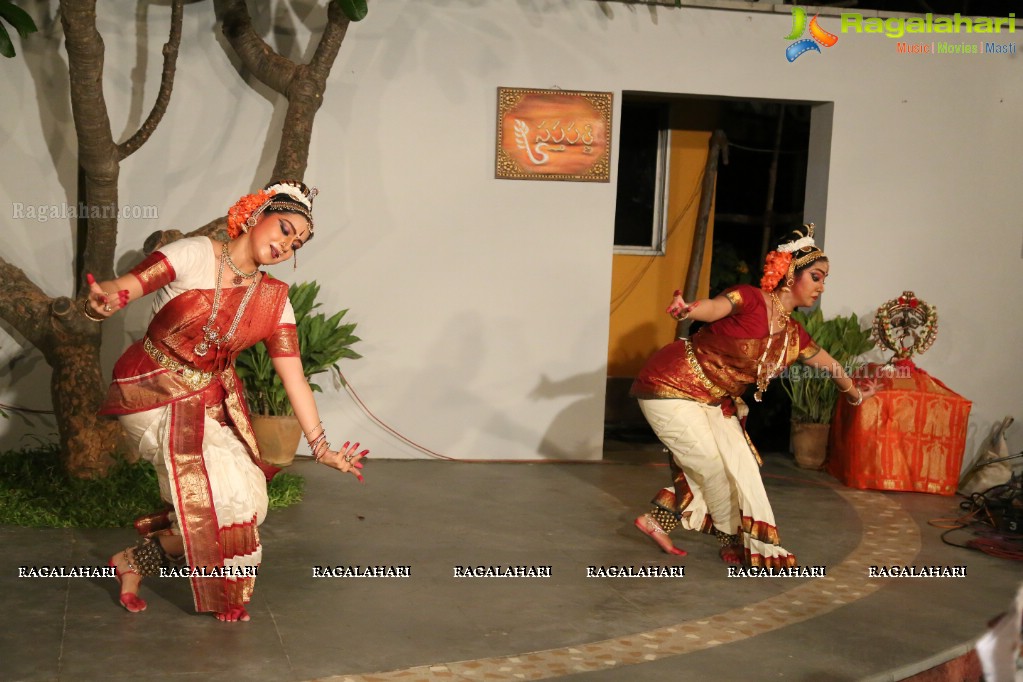 Kuchipudi Dance Performance by Medha and Sharvari at Saptaparni, Banjara Hills, Hyderabad