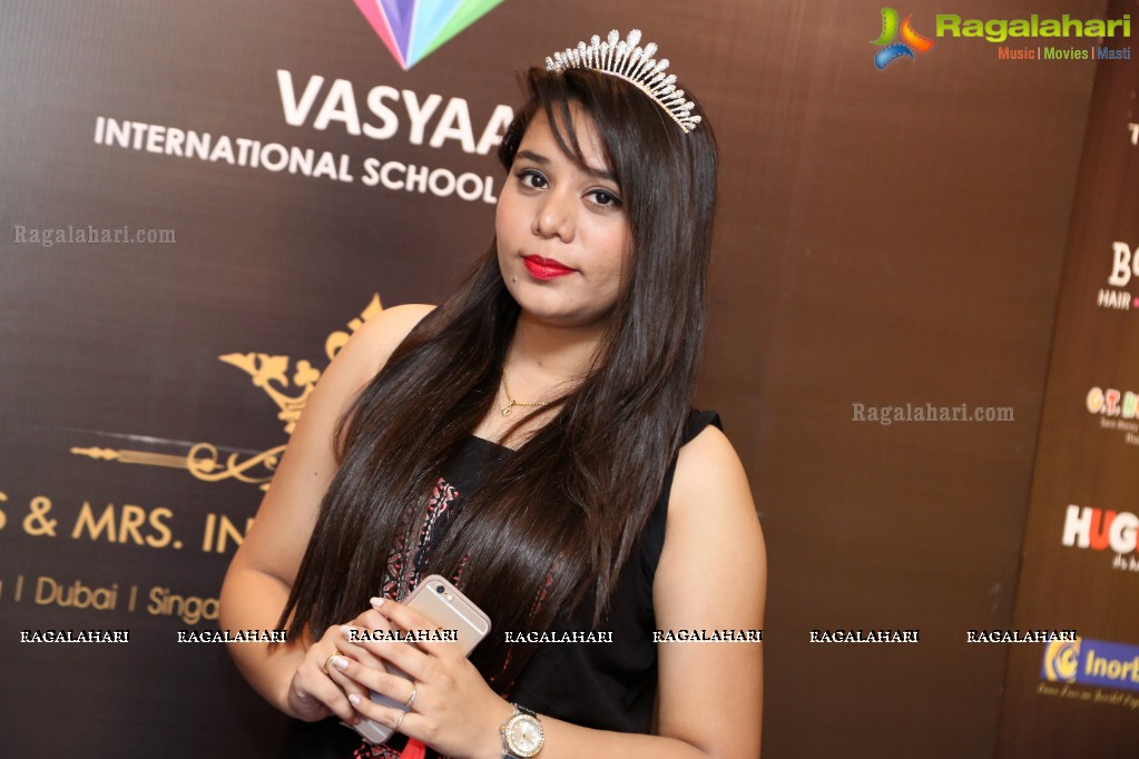 Miss and Mrs. India Asia Pacific 2017 Registrations at HyLife Brewing Company (Day 3)