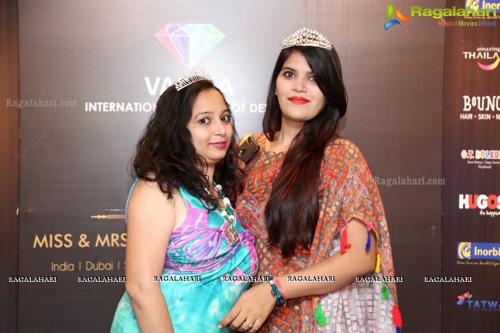 Miss and Mrs. India Asia Pacific 2017 Registrations at HyLife Brewing Company (Day 3)