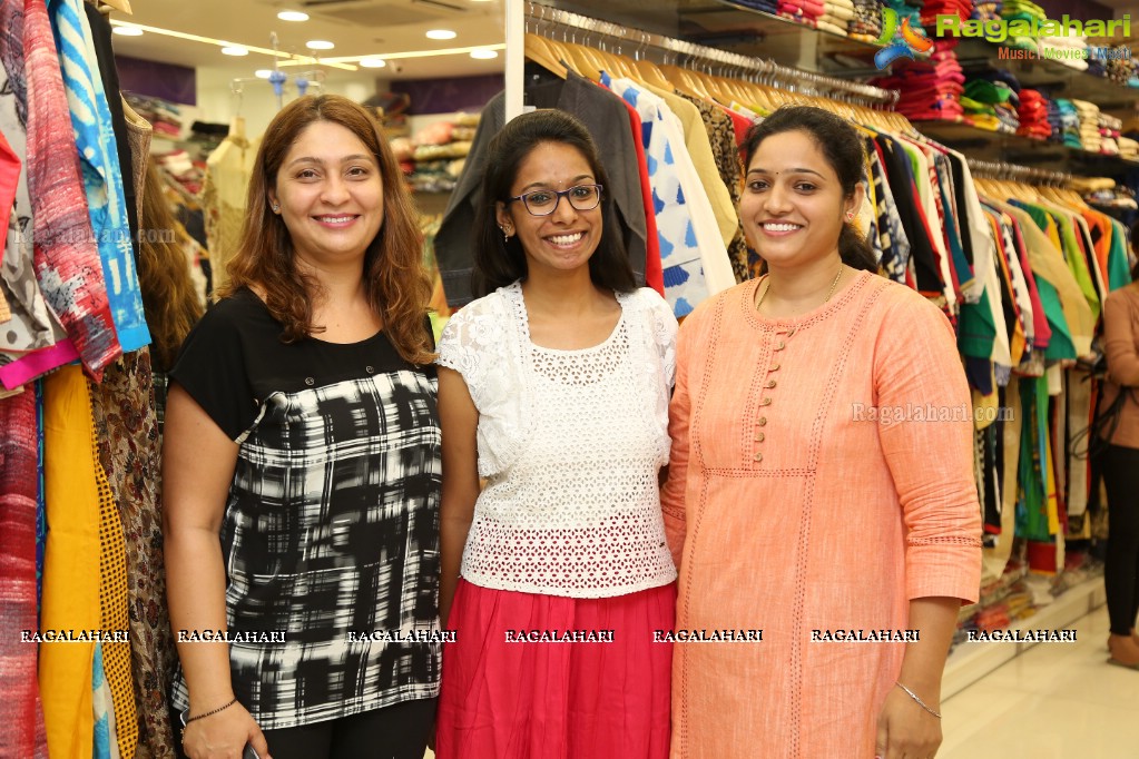 Darpan Furnishings' Shahbeez Press Meet