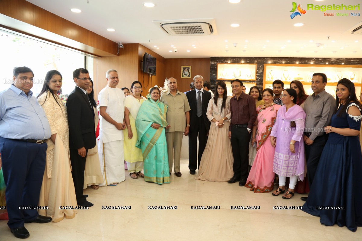 Amala Akkineni launches Sri Shankarlal Jewellers at Road #36, Jubilee Hills, Hyderabad