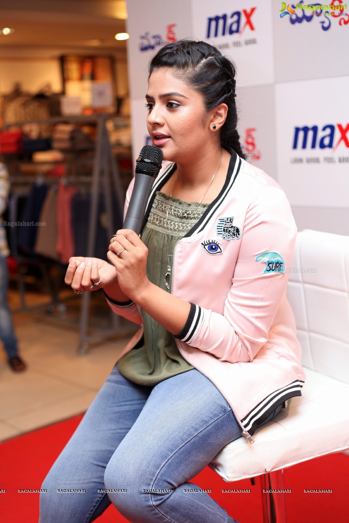 Meet and Greet Session with Sree Mukhi at Max Store, Banjara Hills, Hyderabad