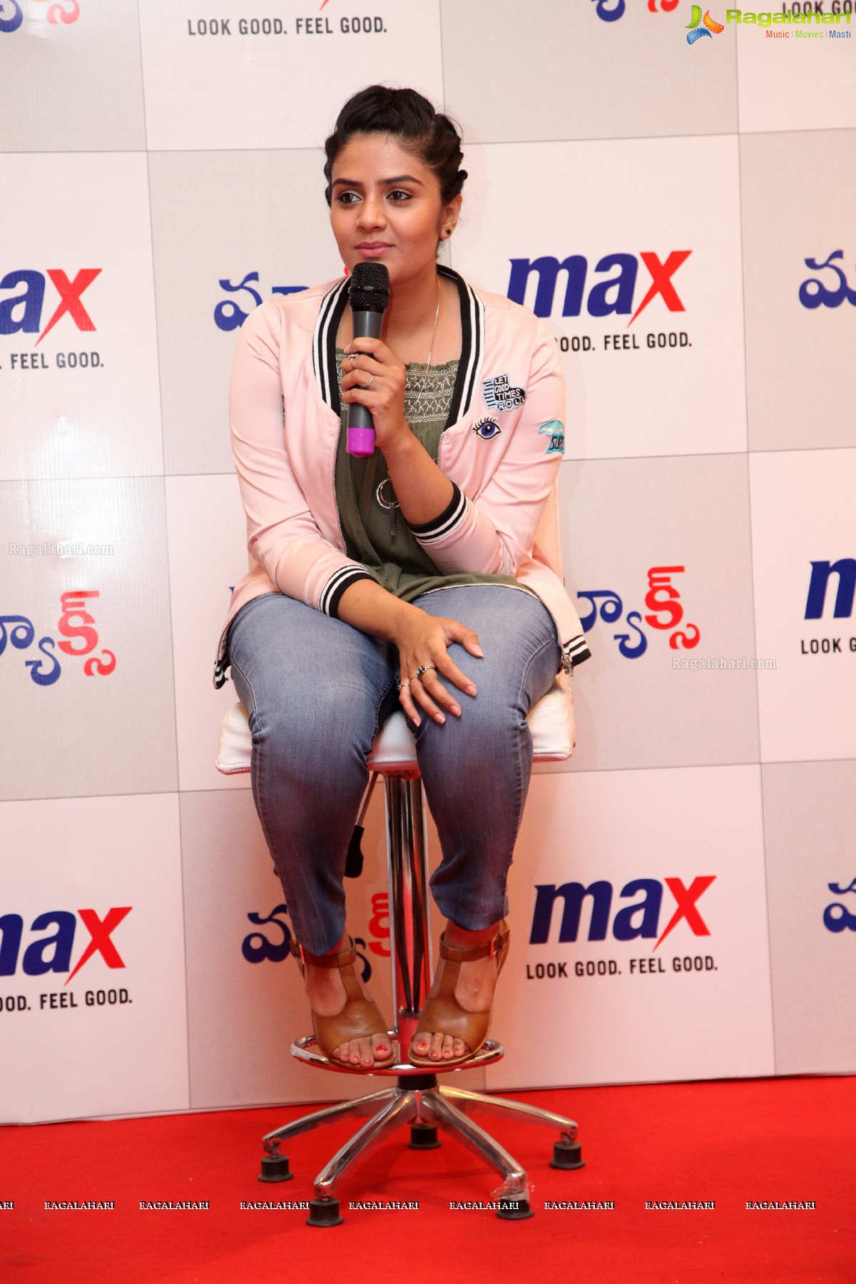 Meet and Greet Session with Sree Mukhi at Max Store, Banjara Hills, Hyderabad