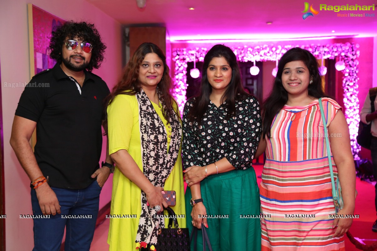 Trendz Exhibition Inaugurated by Miss Asia Rashmi Thakur and Esha Hindocha