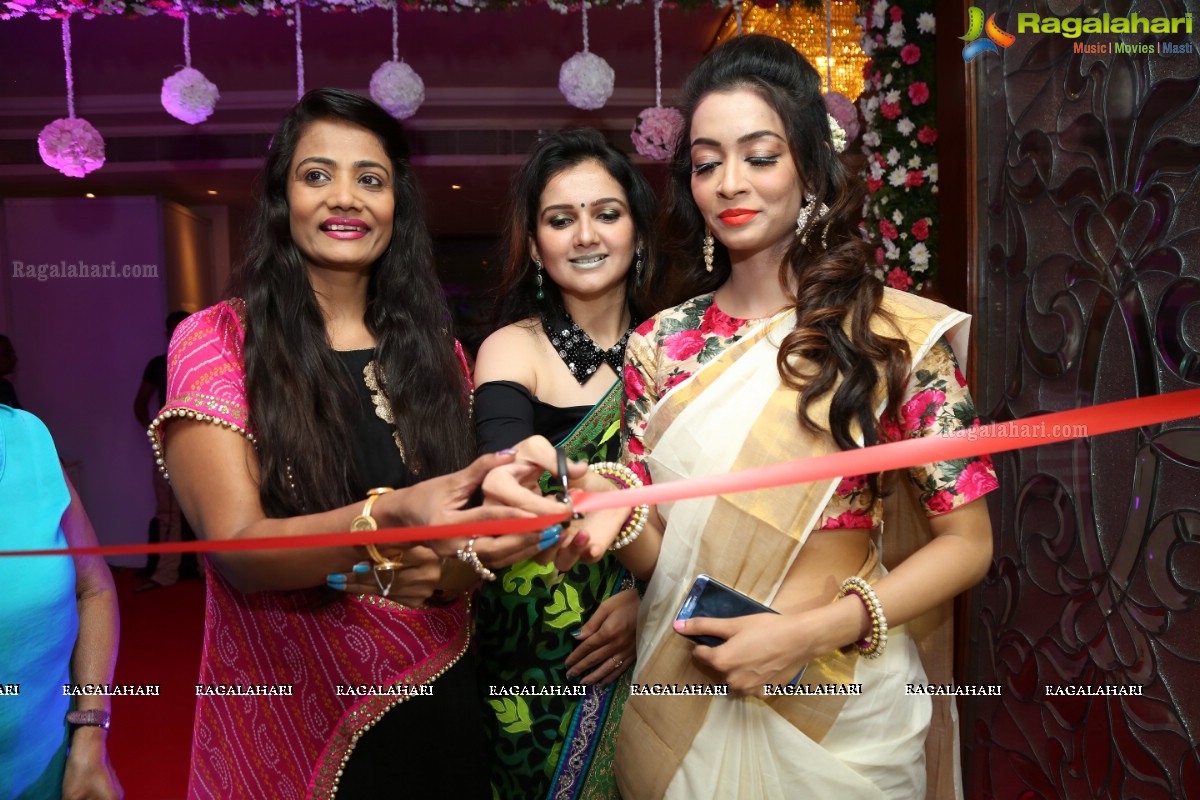 Trendz Exhibition Inaugurated by Miss Asia Rashmi Thakur and Esha Hindocha