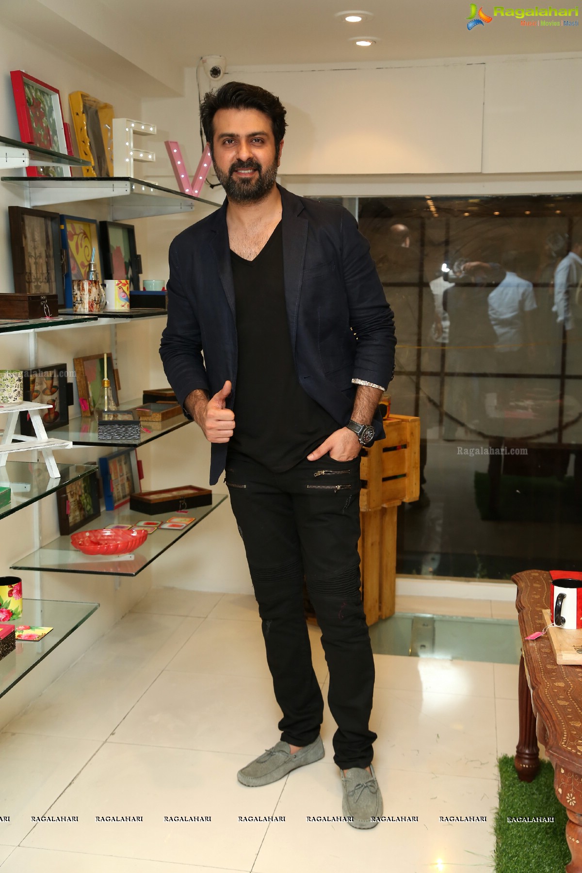 Harman Baweja Launches VR Franchise Store at Banjara Hills, Hyderabad