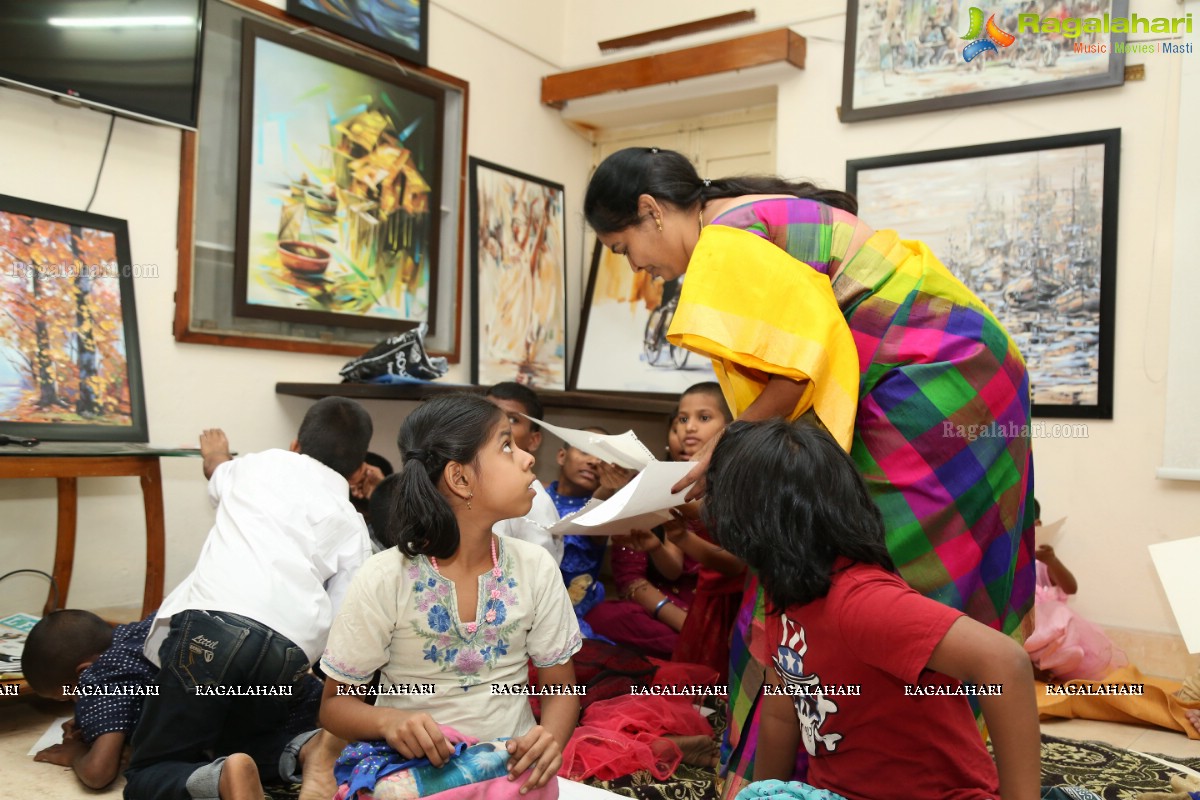 Art Contest by VSL Art Gallery by Helping Hands Foundation and Sahaaya Foundation