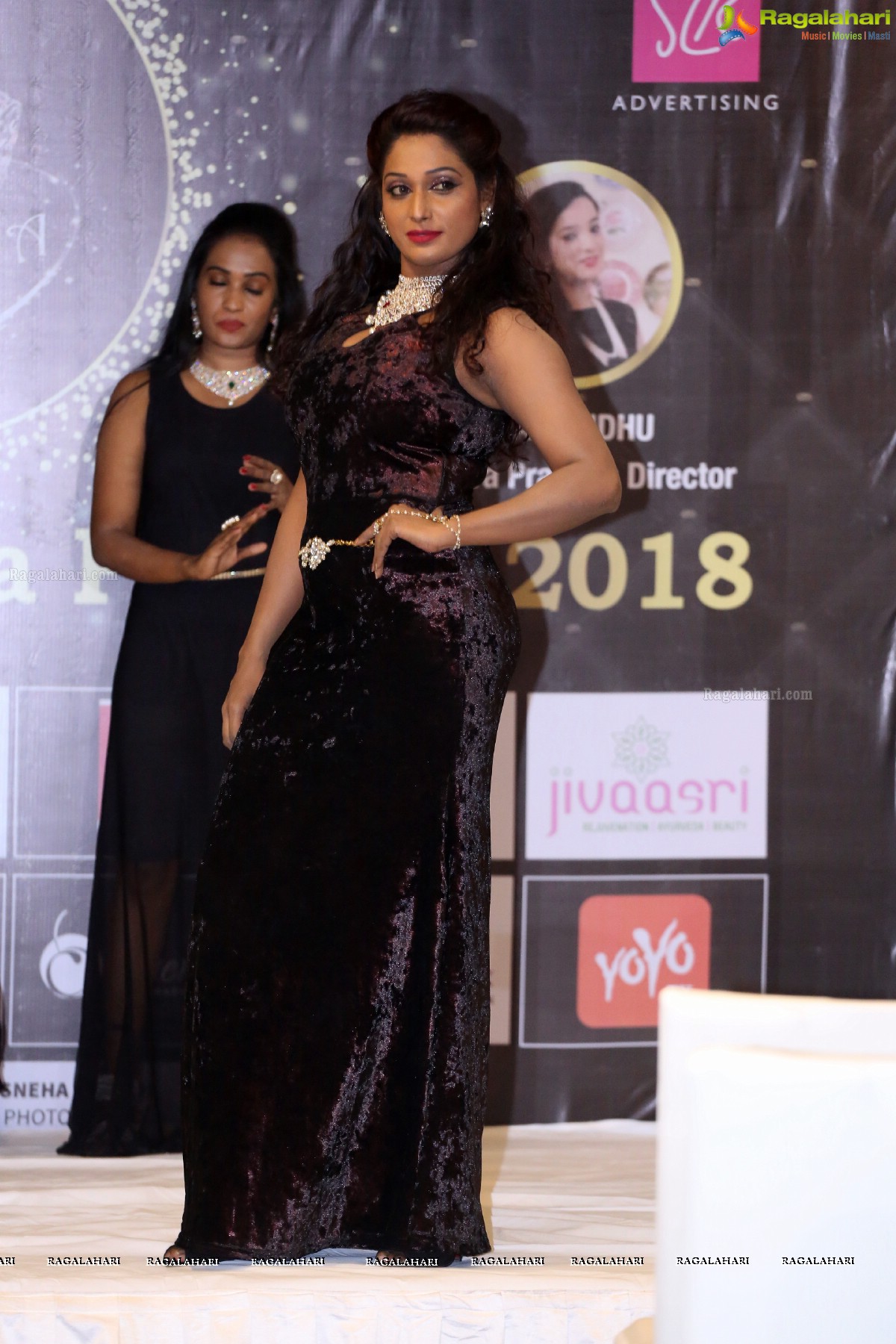 Mrs Telangana and Mrs Andhra Pradesh I am Powerful 2018 at Daspalla Hotel