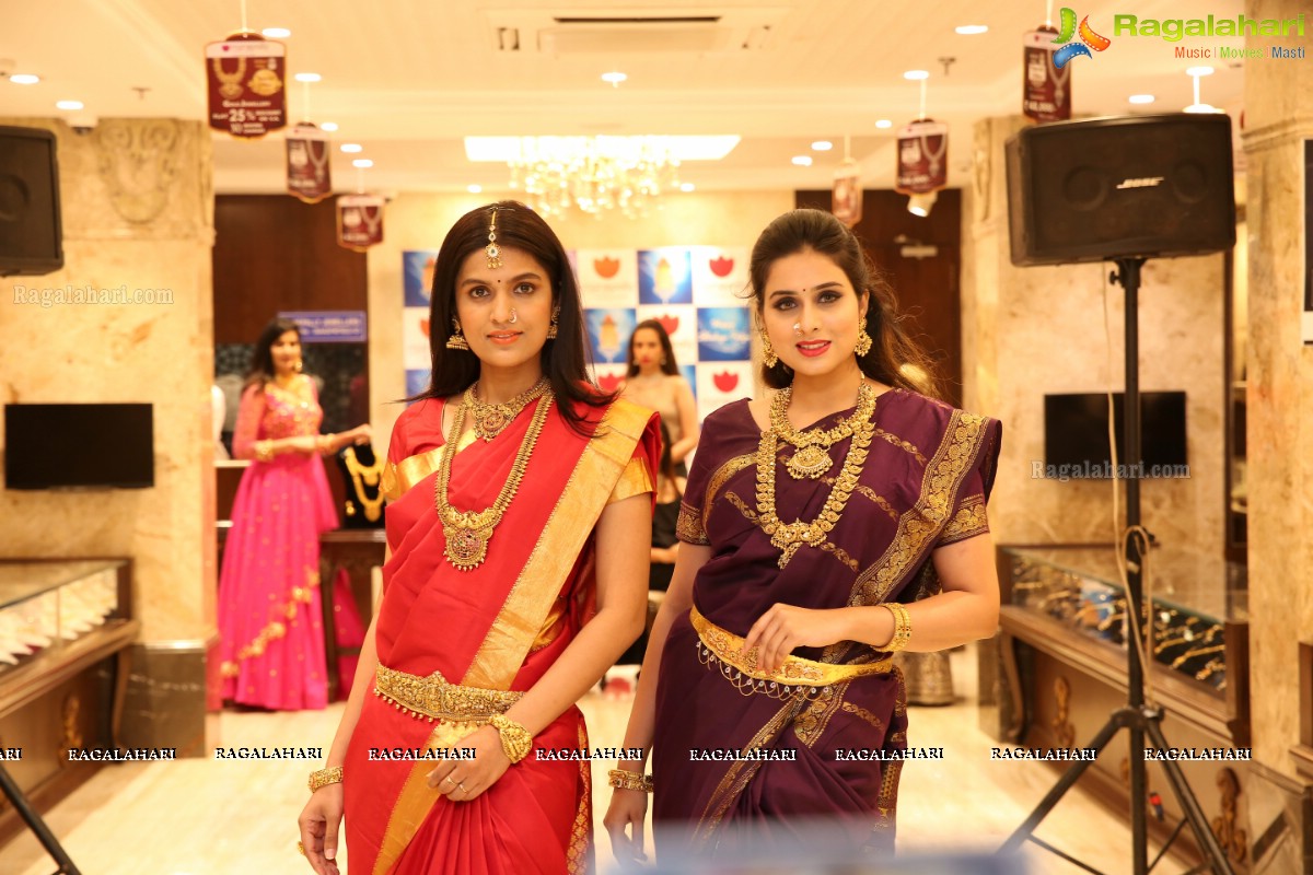 Akshaya Tritiya 2018 - A Jewellery Fashion Showcase by Manepally Jewellers, Punjagutta