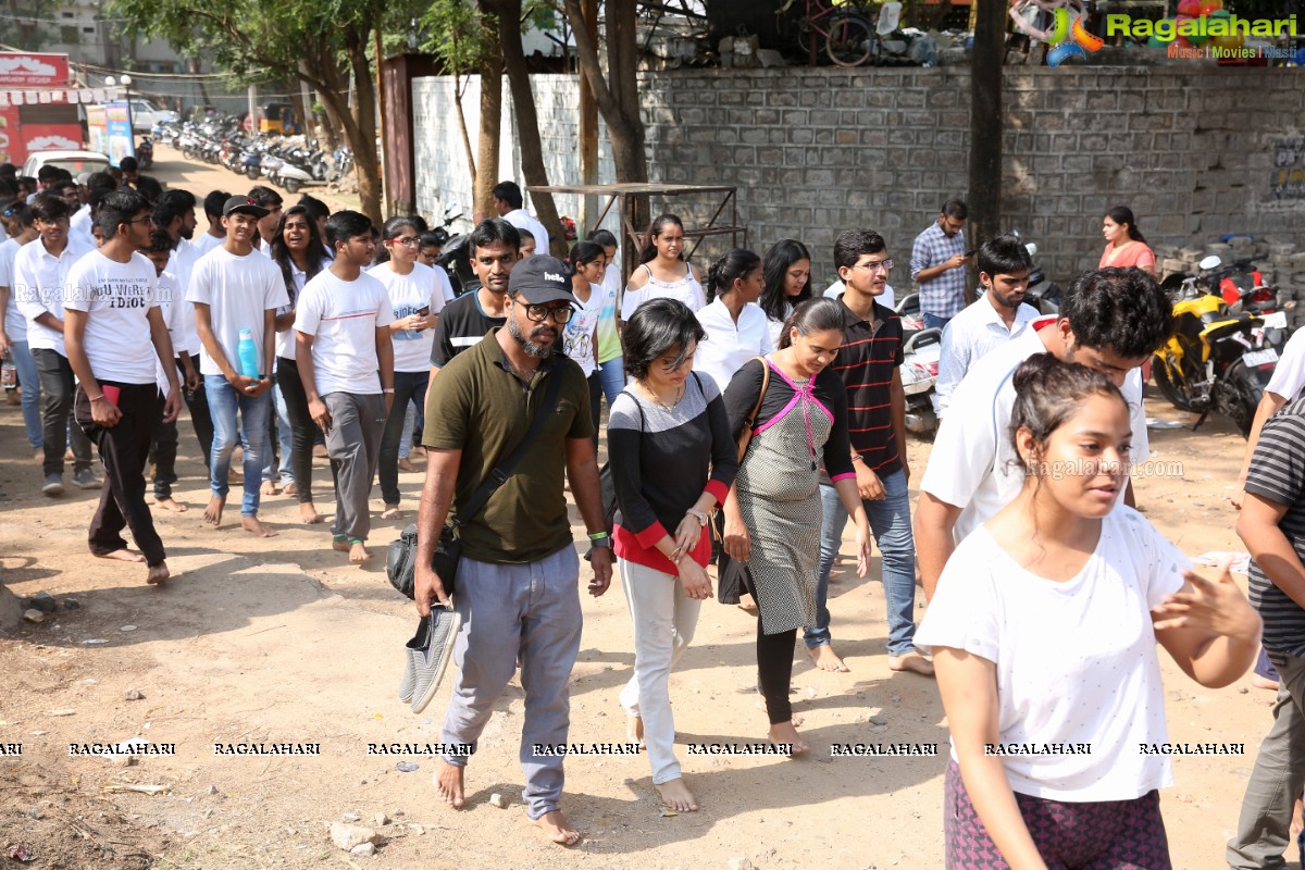 Barefoot March - Justice For Asifa at Necklace Road