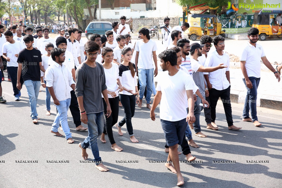 Barefoot March - Justice For Asifa at Necklace Road