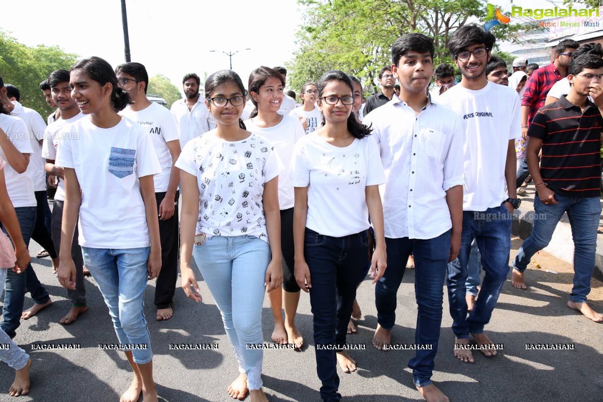 Barefoot March - Justice For Asifa at Necklace Road