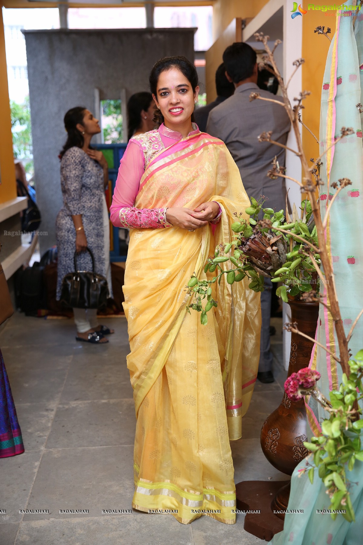 Vimala Narasimhan launches Blooms & Looms-A Weave of Ikebana & Saris at Saptaparni