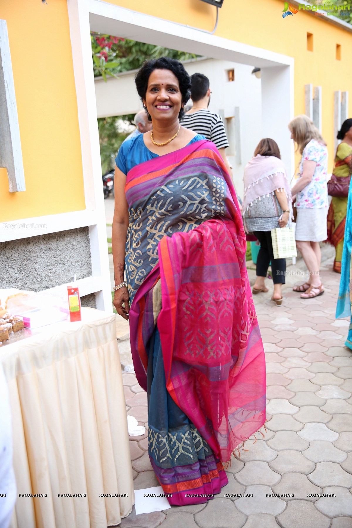 Vimala Narasimhan launches Blooms & Looms-A Weave of Ikebana & Saris at Saptaparni