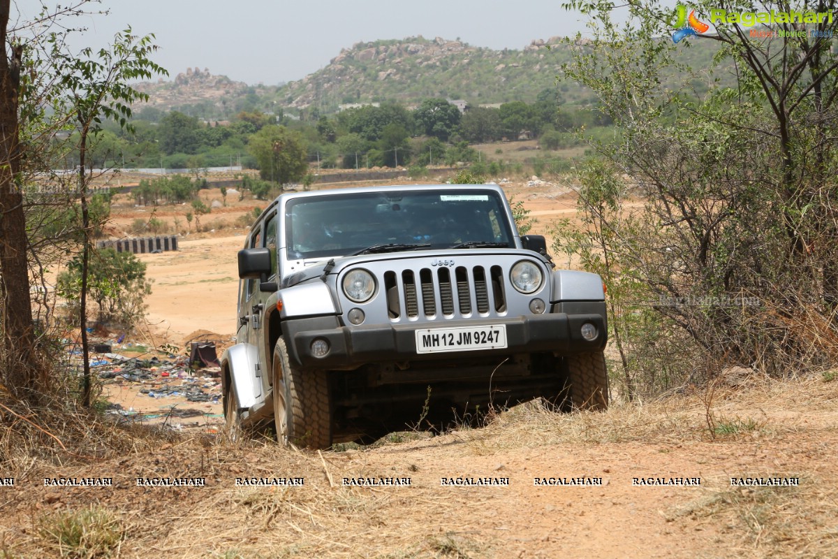 Camp Jeep at Novotel Airport