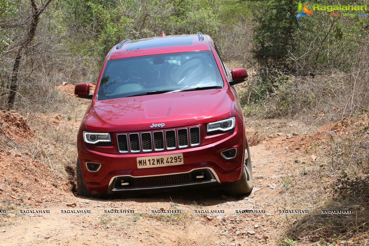 Camp Jeep at Novotel Airport