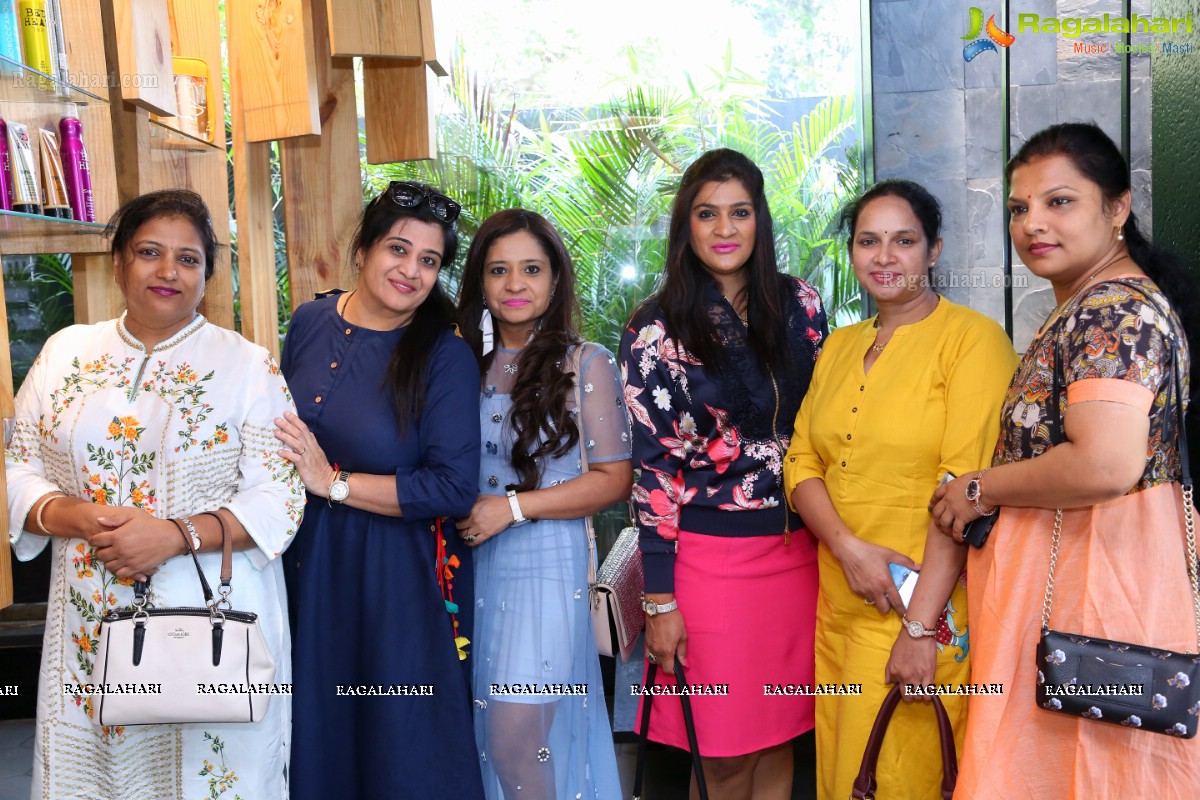 Divinos Ladies Club Spa Party by Manju Gamji & Shilpa Chaudhary at Juice Salon