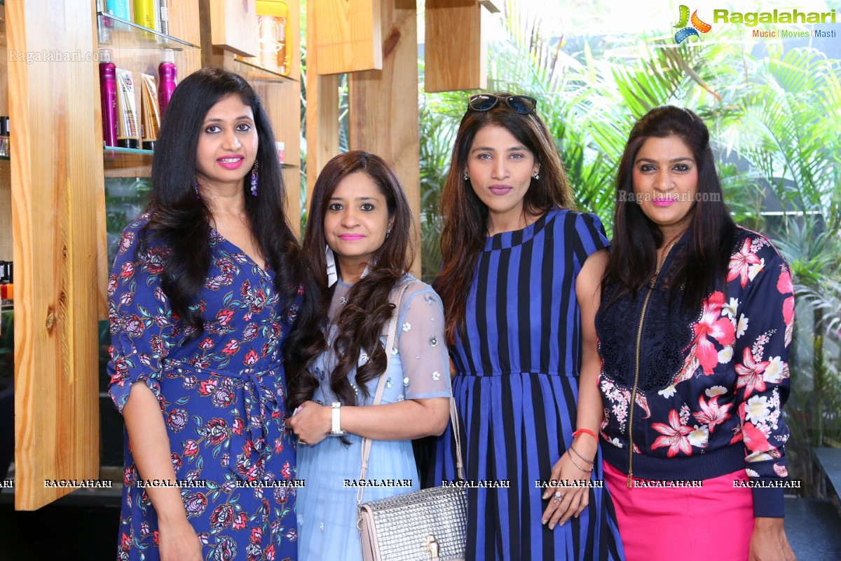 Divinos Ladies Club Spa Party by Manju Gamji & Shilpa Chaudhary at Juice Salon