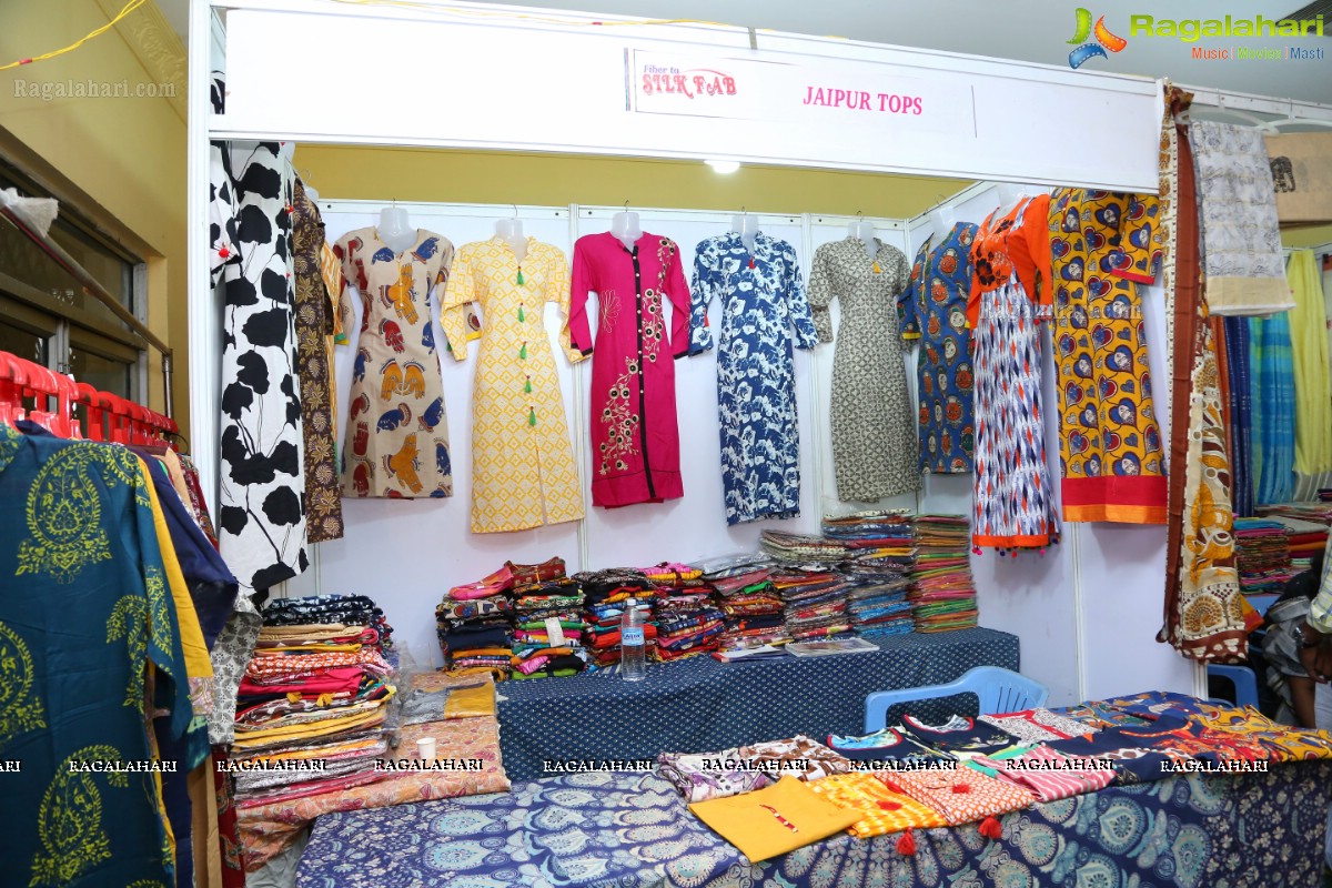 Fiber to Silk Fab Exhibition cum Sale Inaguration By Priyanka Raman