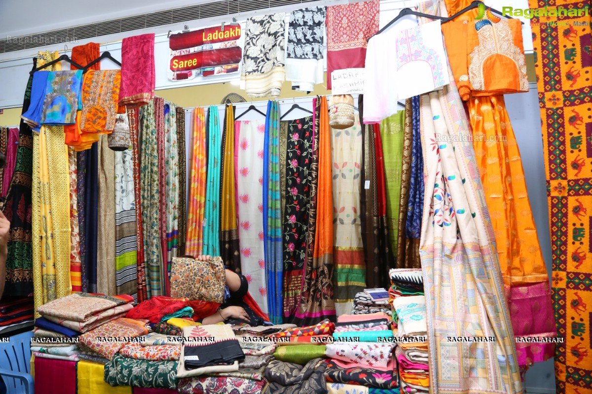Fiber to Silk Fab Exhibition cum Sale Inaguration By Priyanka Raman
