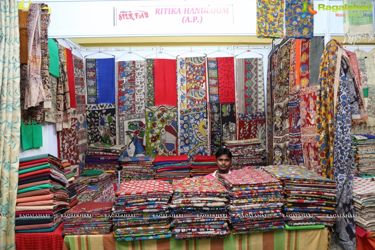 Fiber to Silk Fab Exhibition cum Sale Inaguration By Priyanka Raman