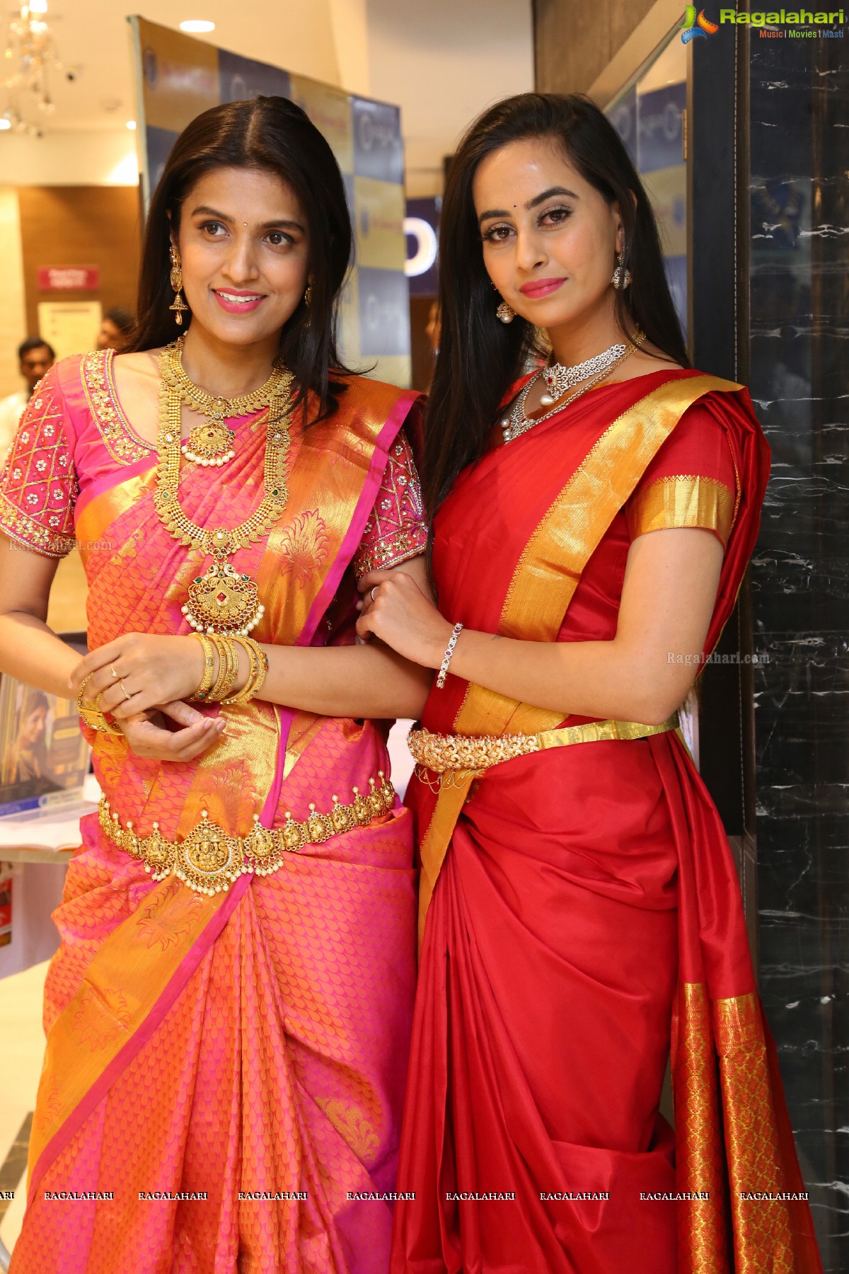 Gold Chainmela at Sree Kumaran Thangamaligai Chennai Silks Showroom