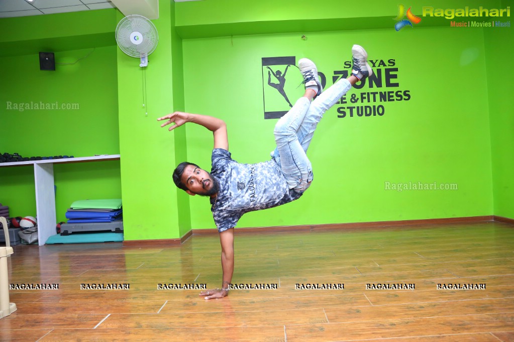 Hip Hop B Boying Workshop Press Meet by Satya Master and Popchick Shridhar at Satyas D Zone Studio