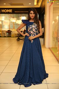 Kashish Designer Fashion Luxury Showroom