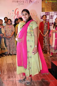 Pregnant Women Fashion Show