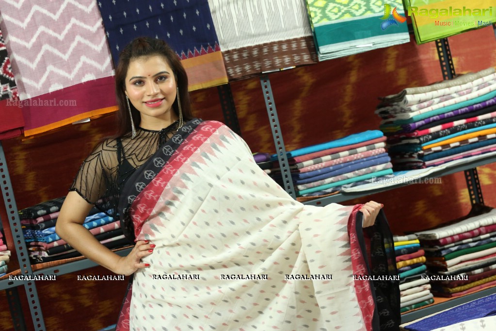 Priyanka Raman launches Pochampally Handloom Weavers Mela at Kalinga Cultural Hall, Banjara Hills