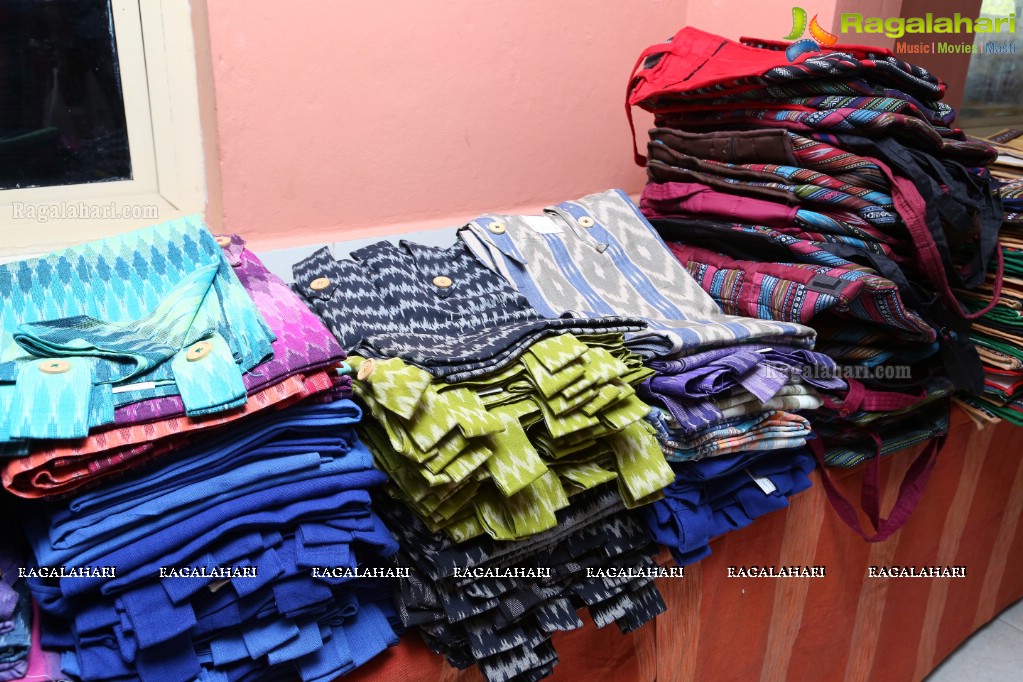 Priyanka Raman launches Pochampally Handloom Weavers Mela at Kalinga Cultural Hall, Banjara Hills